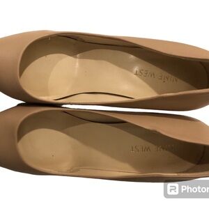 Nine West nude pumps low heel pointed toe slightly rounded size 7.5